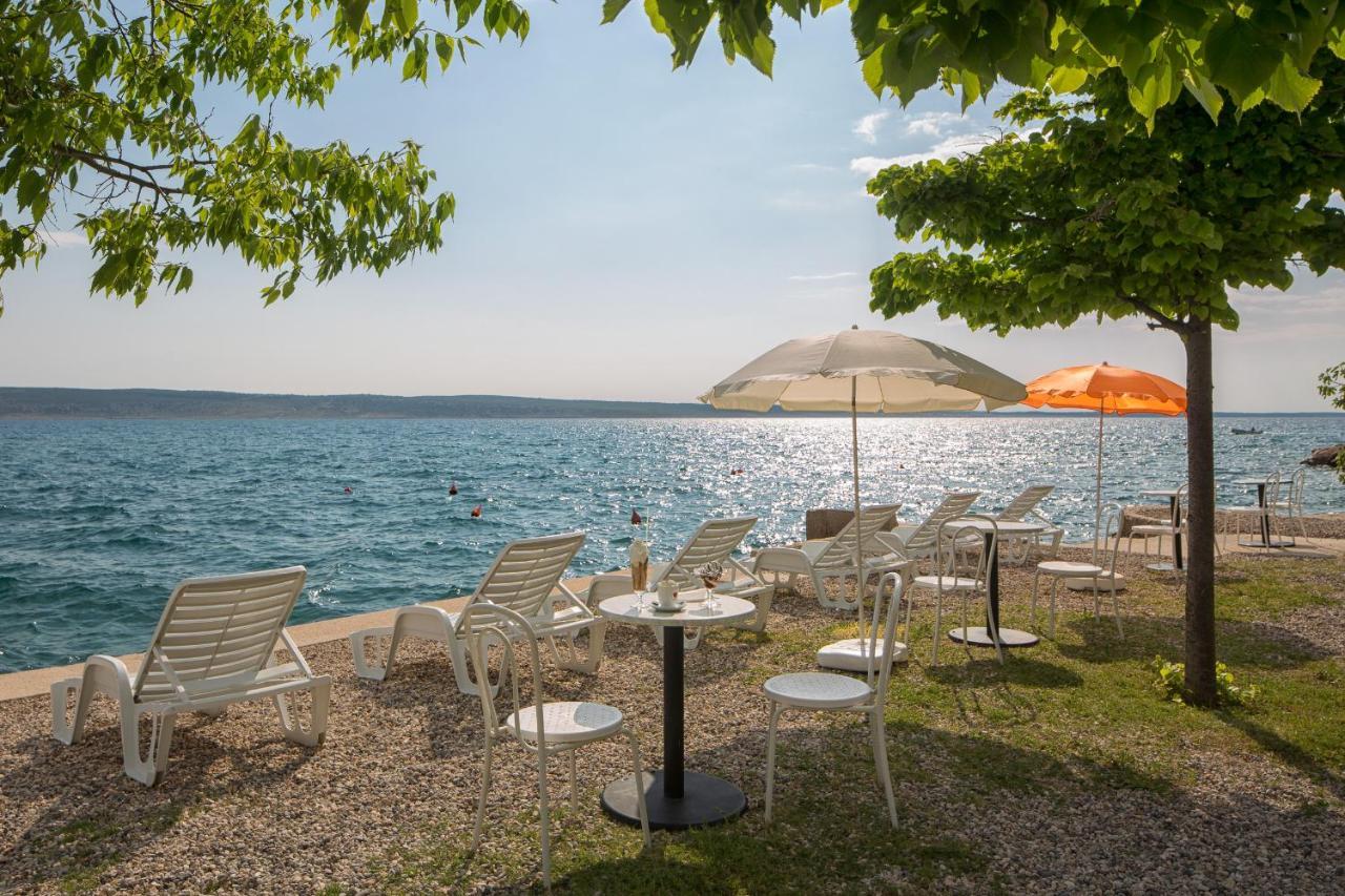 Bed and Breakfast Pansion Andelko Starigrad Paklenica Exterior foto